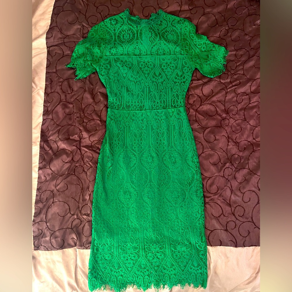 Lulu’s midi dress. Green. US size XS. Never worn, tags removed.